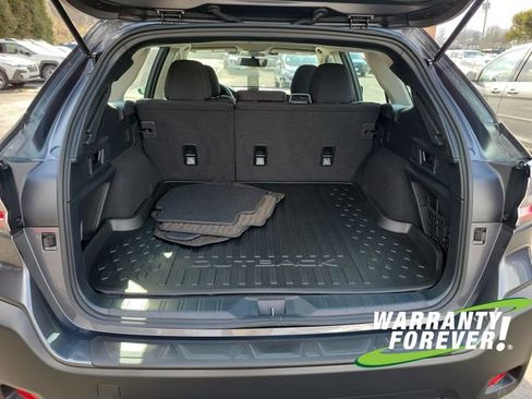 Used 2025 Subaru Outback image 17