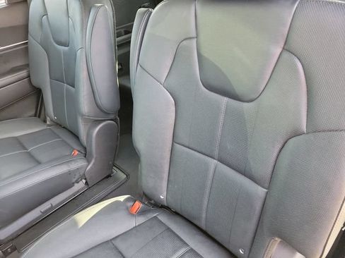 Used 2022 Kia Telluride EX w/ EX Premium Package AWD/4WD image 15