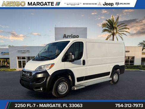 Used 2025 RAM ProMaster 2500 w/ U-Haul Equipment Group FWD image 3