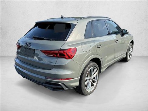 Used 2023 Audi Q3 2.0T Premium Plus w/ Premium Plus Package AWD/4WD image 4