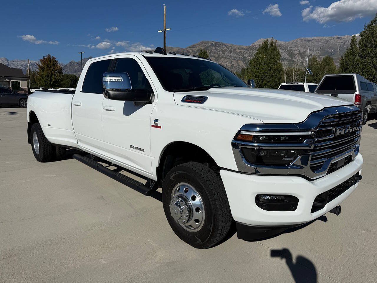 Used 2026 RAM 3500 Laramie w/ Max Tow Package AWD/4WD image 1