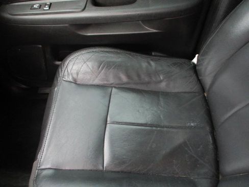 Used 2005 GMC Envoy SLE AWD/4WD image 11