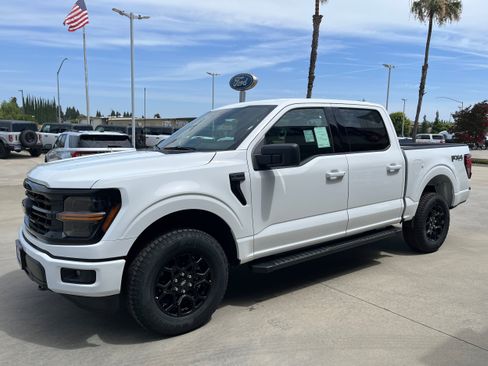 New 2026 Ford F150 XLT w/ FX4 Off-Road Package AWD/4WD image 2