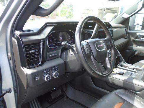 Used 2024 GMC Sierra 2500 AT4 w/ AT4 Premium Plus Package AWD/4WD image 54