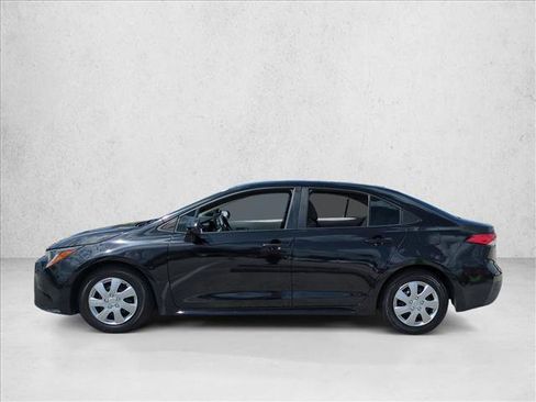Used 2022 Toyota Corolla L FWD image 9