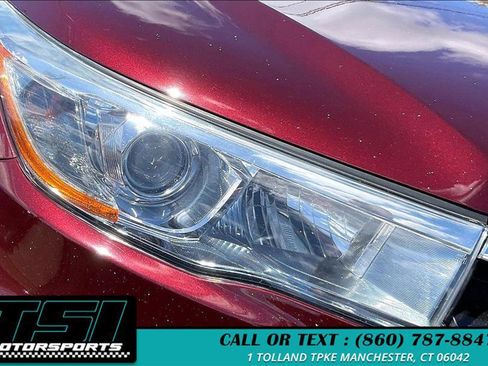 Used 2015 Toyota Highlander Limited AWD/4WD image 29