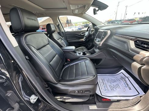 Used 2021 GMC Acadia Denali w/ GMC Pro Grade Package image 26