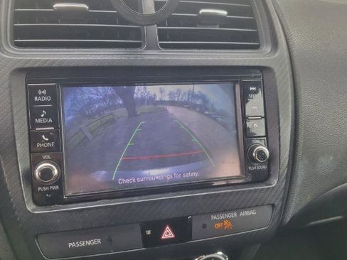 Used 2019 Mitsubishi Outlander Sport ES image 4