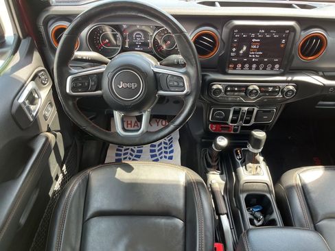 Used 2021 Jeep Gladiator Mojave AWD/4WD image 10