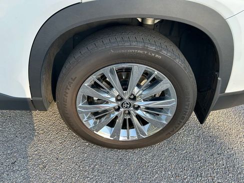 Used 2024 Toyota Grand Highlander AWD image 10
