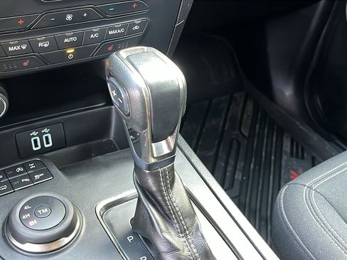 Used 2019 Ford Ranger XLT w/ Equipment Group 302A Luxury image 20