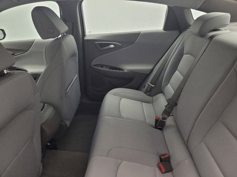 Used 2023 Chevrolet Malibu LS image 18