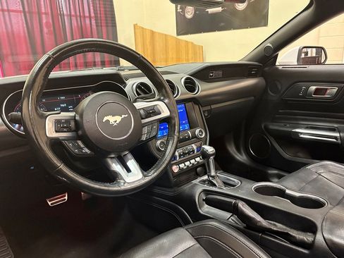 Used 2020 Ford Mustang GT Premium w/ Equipment Group 401A RWD image 20