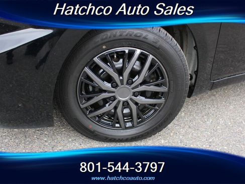 Used 2015 Hyundai Accent GLS w/ Option Group 02 FWD image 9