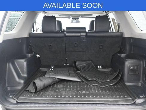 Used 2019 Toyota 4Runner TRD Off-Road Premium AWD/4WD image 32