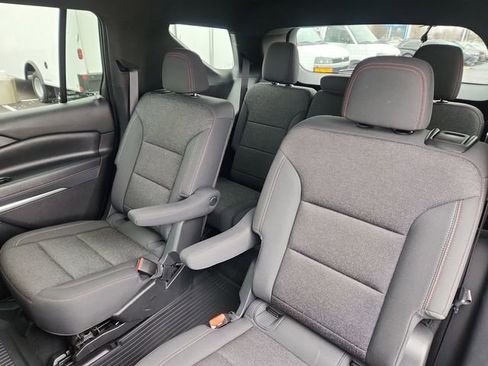 Used 2024 Chevrolet Traverse Z71 w/ LPO, Floor Liner Package image 25