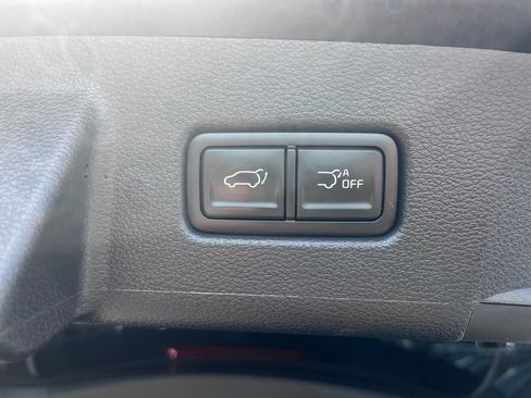 Certified 2025 Kia Telluride S FWD image 26