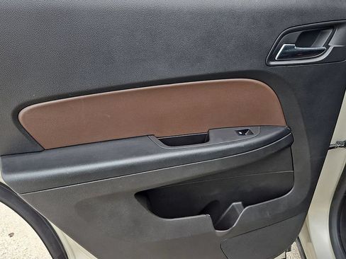 Used 2013 Chevrolet Equinox LTZ FWD image 16