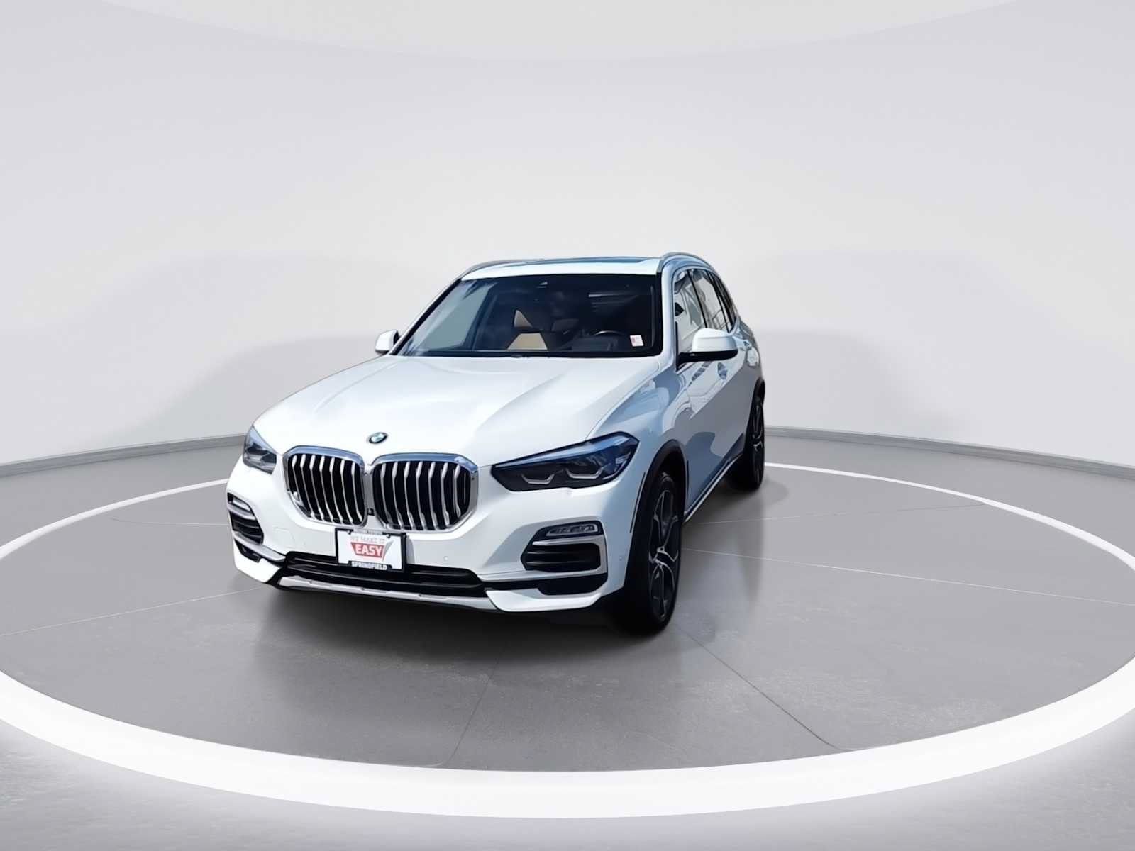 Used 2019 BMW X5 xDrive40i w/ Premium Package 2 AWD/4WD image 3