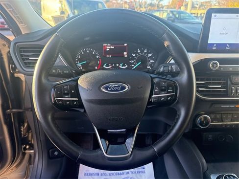 Used 2022 Ford Escape SE w/ Convenience Package image 12