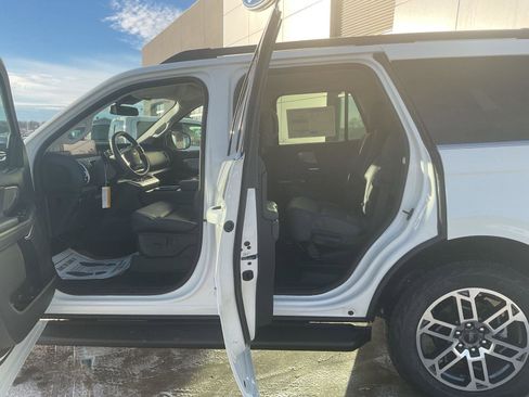 New 2026 Ford Expedition Active AWD/4WD image 22