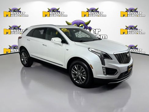 Used 2023 Cadillac XT5 Premium Luxury image 3