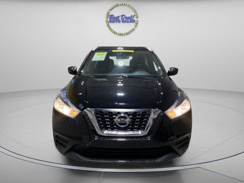 Used 2018 Nissan Kicks S FWD image 6