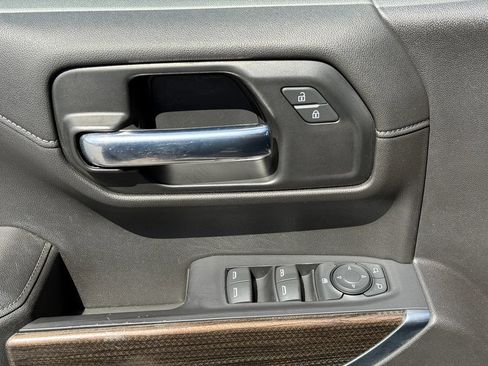 Used 2021 Chevrolet Silverado 1500 LT RWD image 26
