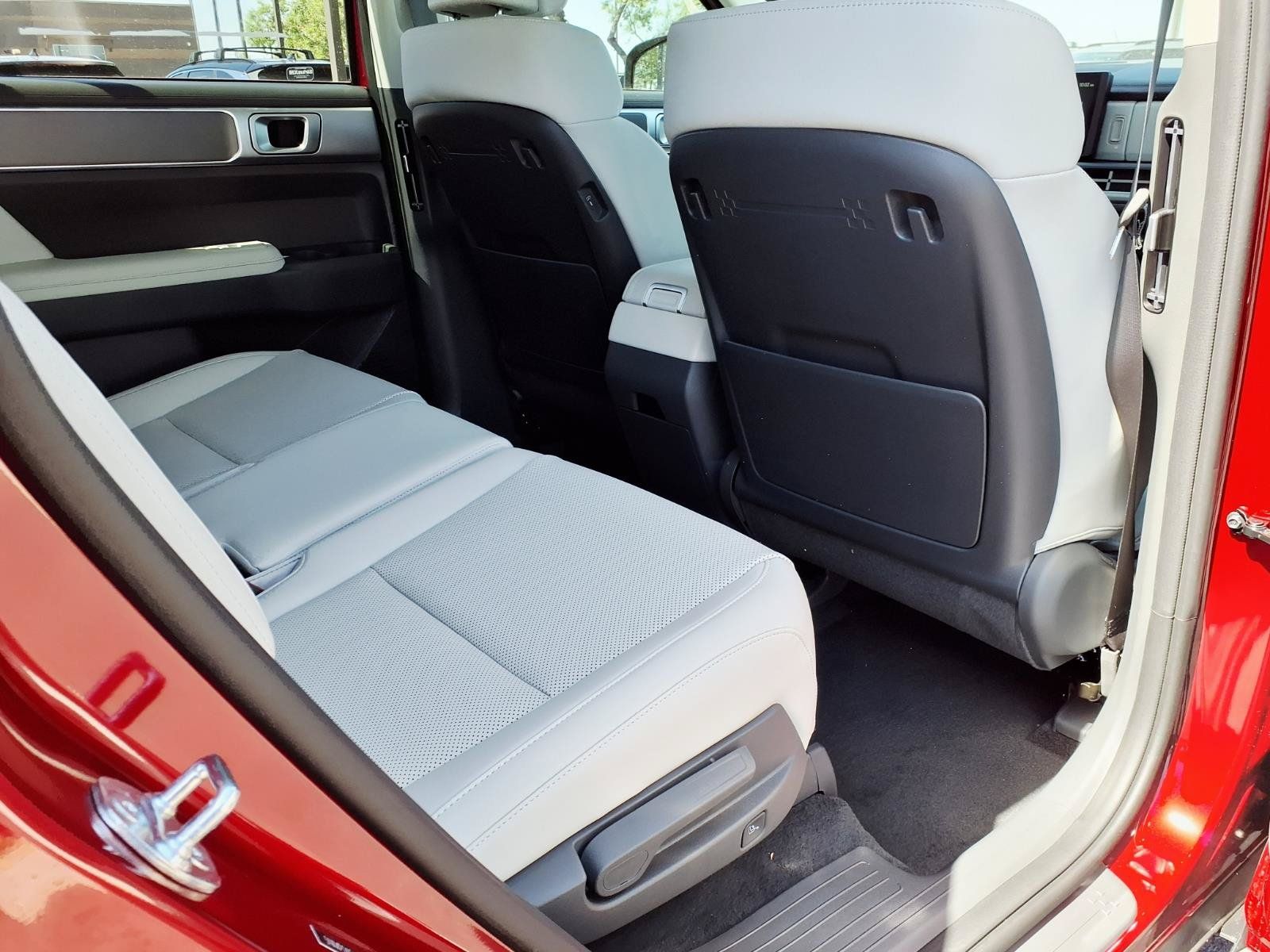 New 2026 Hyundai Santa Fe SEL FWD image 8