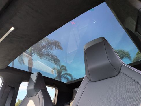 Used 2024 Tesla Cybertruck Cyberbeast image 27