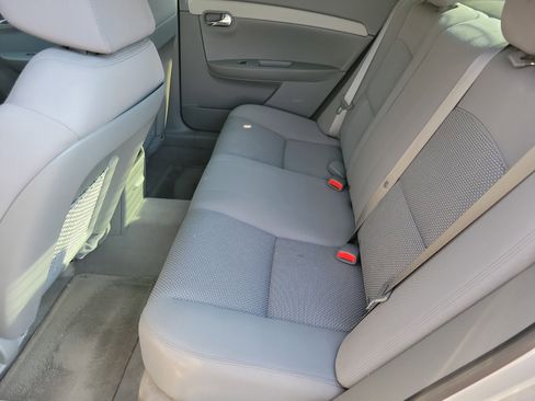 Used 2010 Chevrolet Malibu Hybrid image 8