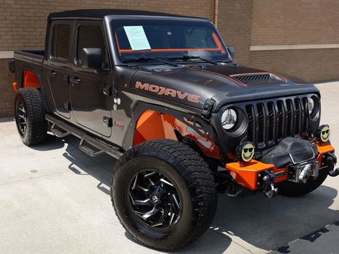 Used 2021 Jeep Gladiator Mojave w/ Auxiliary Switch Group image 13