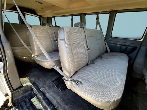 Used 2019 Chevrolet Express 3500 LT w/ LT Preferred Equipment Group image 27