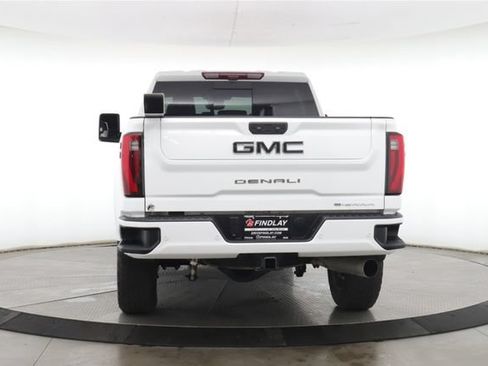 Used 2025 GMC Sierra 2500 Denali Ultimate AWD/4WD image 11