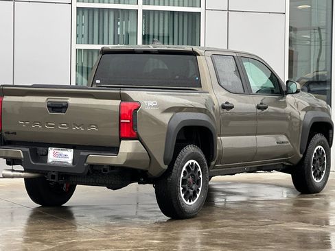 New 2026 Toyota Tacoma TRD Off-Road image 4