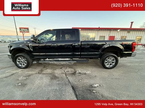 Used 2017 Ford F250 Lariat w/ Lariat Ultimate Package image 7