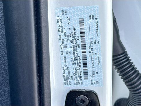 Certified 2025 Ford F150 Platinum AWD/4WD image 33