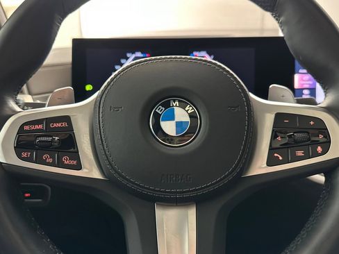 Used 2024 BMW X7 xDrive40i w/ M Sport Package image 17