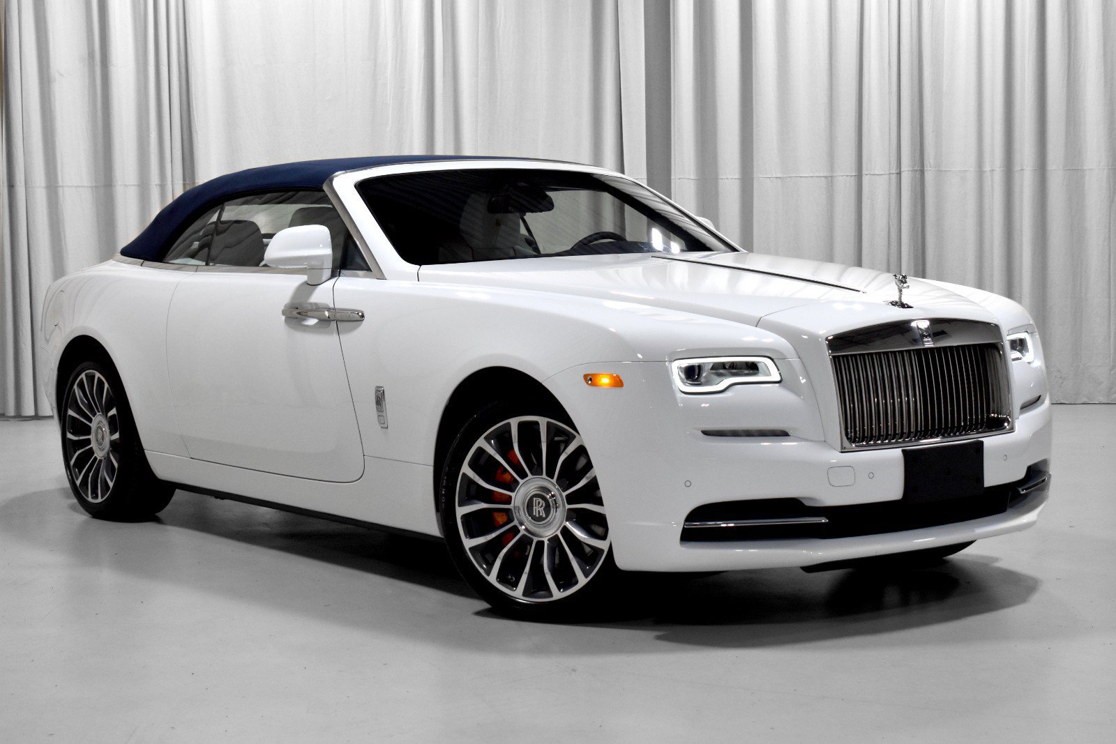 Certified 2020 Rolls-Royce Dawn RWD image 12