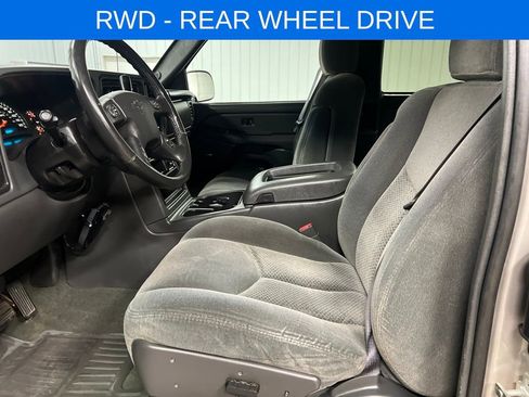 Used 2004 Chevrolet Silverado 2500 LS image 12