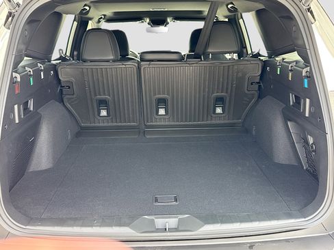 New 2026 Subaru Outback Touring AWD/4WD image 12