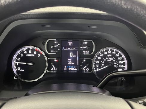 Used 2018 Toyota Tundra SR5 AWD/4WD image 19