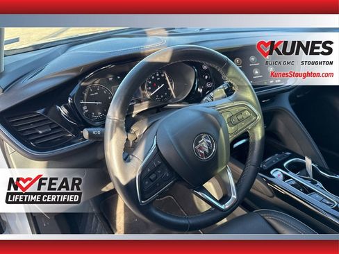 Used 2023 Buick Envision Essence image 25