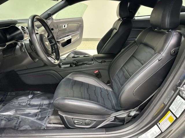 Used 2019 Ford Mustang GT Premium w/ GT Performance Package RWD image 13