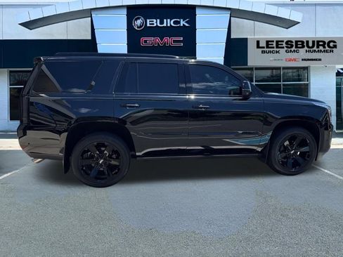 Used 2019 Cadillac Escalade Premium Luxury AWD/4WD image 8