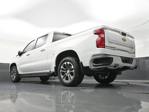 Used 2023 Chevrolet Silverado 1500 LTZ w/ Z71 Off-Road Package AWD/4WD image 26