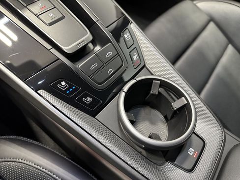 Certified 2023 Porsche 911 Carrera 4S AWD/4WD image 32