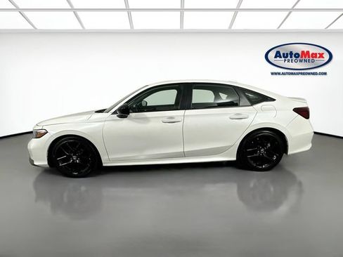 Used 2025 Honda Civic Sport image 8