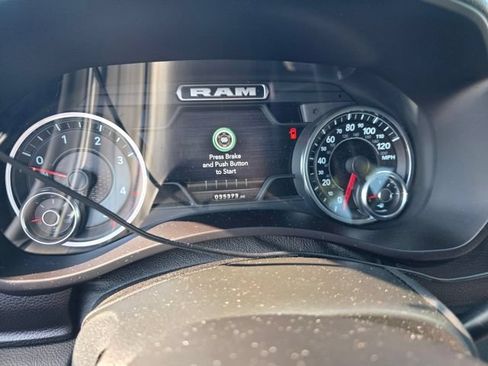 Used 2022 RAM 2500 Laramie w/ Night Edition AWD/4WD image 4