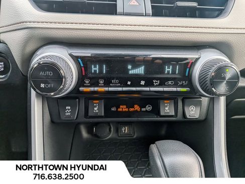 Used 2024 Toyota RAV4 XLE image 18